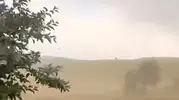 Bingöl’de aniden bastıran fırtına köyü toz bulutuna çevirdi