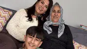 Yazar Dilek Cesur annesini son yolculuğuna uğurladı