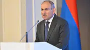 Ermenistan’da Paşinyan güven tazeledi