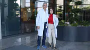 İzmir’de aynı hastanede şifa dağıtan baba kız