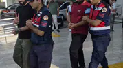 Alanya'da yaşlı adamın evini basıp parasını çaldılar