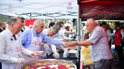 Eminönü’nde geleneksel aşure günü bereketi