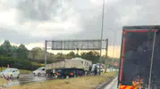 Eskişehir’de ani sağanak trafiği kilitledi
