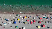 Antalya kavurucu sıcaklara teslim oldu