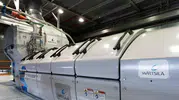 Hidrojenle çalışan dev motor ilk kez şebekeye elektrik verdi