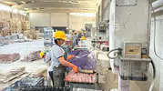 Muğlalı kadınlar mermer atıklarını altına çeviriyor