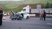 Bingöl Solhan yolunda ağır kaza 3 kişi hastaneye kaldırıldı