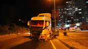 Kastamonu yolunda tır kazası sürücüyü hastanelik etti