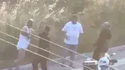 Mersin'de polis ve şüpheliler arasında arbede çıktı