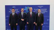 Bakan Bolat Paris’te ticaret trafiğini hızlandırdı