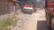 Hatay’da park halindeki otomobil küle döndü