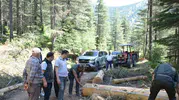 Kahramanmaraş’ta orman yangınlarını önlemek için yol kenarları temizleniyor