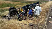 Diyarbakır'da traktör kazası sürücü araç altında kaldı