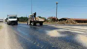 Edirne sıcağında asfalt eridi