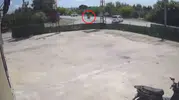Hatay Erzin’de motosiklet kazası kamerada
