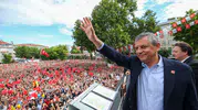 Özgür Özel’den yedek parti hamlesi: Ankara’da iki bina kiralandı