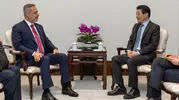 Hakan Fidan Asya turunda Singapur durağına geçti