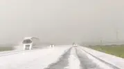 Karayolunda dolu ve fırtına etkili oldu