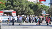 Esenyurt sokaklarında Muharrem bereketi