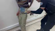 Hatay polisine yakalanan firarinin vücuduna gizlediği esrarlar şaşkına çevirdi