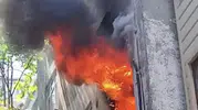 Kağıthane'de ev yangını Derin dondurucu küle döndürdü