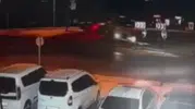 İslahiye yolunda arpa yüklü tır devrildi