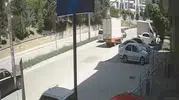 Elazığ’da otomobil karşı şeride uçtu Kamera kayıttaydı
