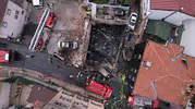 Fatih’te motosiklet tamirhanesi alevlere teslim oldu