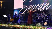 Sevcan Orhan Kayseri konserinde türkülerle mest etti