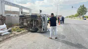 Ceylanpınar sanayi kavşağında direksiyon hakimiyeti kayboldu