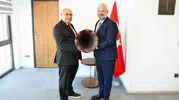 Menemen’de doğalgaz bekleyen mahallelerin yüzü gülüyor
