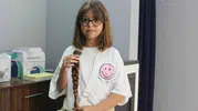 10 yaşındaki Erva saçlarını kanser hastası yaşıtları için kestirdi