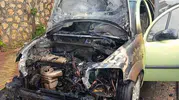 Adıyaman Besni'de park halindeki araç küle döndü