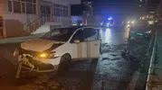 Elazığ’da üç otomobil birbirine girdi