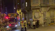 Beyoğlu’nda gece yarısı korkutan çökme