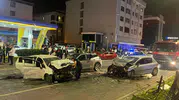 Samsun'da kontrolden çıkan araç karşı şeride daldı 5 yaralı
