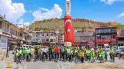 Bayburt sokakları sağlıklı yaşam için bisikletlilerle doldu