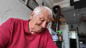 Rize’de emekli bir usta dut ağacını sanat eserine dönüştürüyor