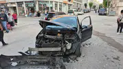 Eskişehir’de kavşak kazası 2 yaralı