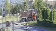 Kayseri'de tramvay ve kamyon çarpıştı
