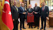 Devlet Bahçeli’ye Çorum FK’den Süper Lig forması