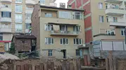 Bilecik'te inşaat kazısı komşu binayı yerinden oynattı