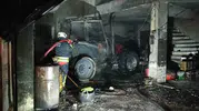 Bafra sanayisinde gece çıkan yangın dükkanı küle çevirdi
