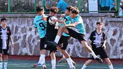 Genç yetenekler Salihli'de yeşil sahaya çıkıyor