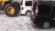 Kars’ta yaz ortasında kış manzarası