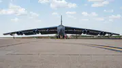 California üzerinde devasa B-52 bombardıman uçağı yere çakıldı
