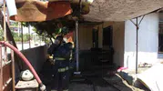 Antalya Kepezde aynı kişiye ait iki ev aynı anda yandı