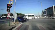 Bursa'da kırmızı ışık ihmali kameraya yansıdı