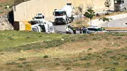Yüksekova çevre yolunda tehlike devam ediyor