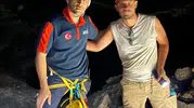 Antalya'da dağlık alanda mahsur kalan kişi 8 saatte kurtarıldı
